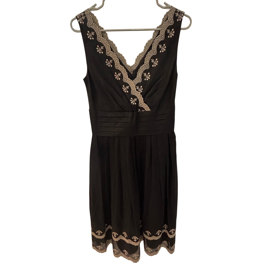 Ann Taylor Black Dress Sleeveless V Neck Gold Silk Embroidered Cocktail Party
